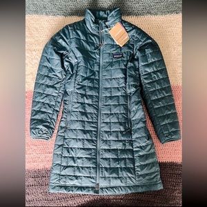 NWT Patagonia Women’s nano puff parka